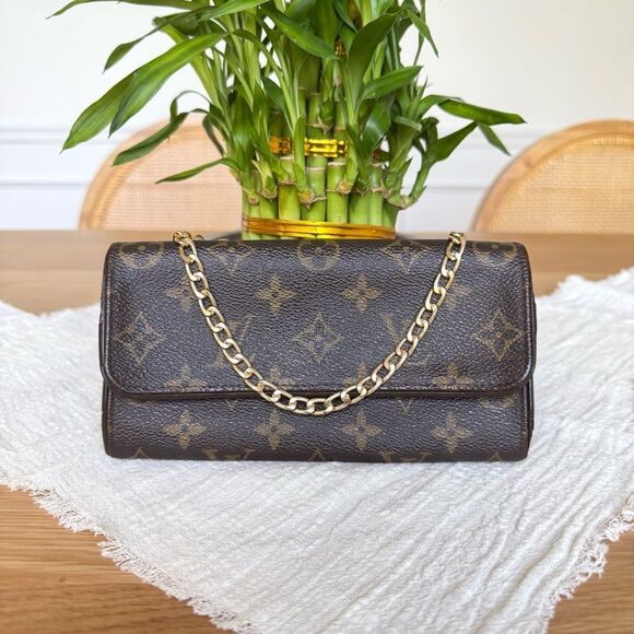 ✅AUTHENTIC✅LOUIS VUITTON SHOULDER BAG - Picture 14 of 14